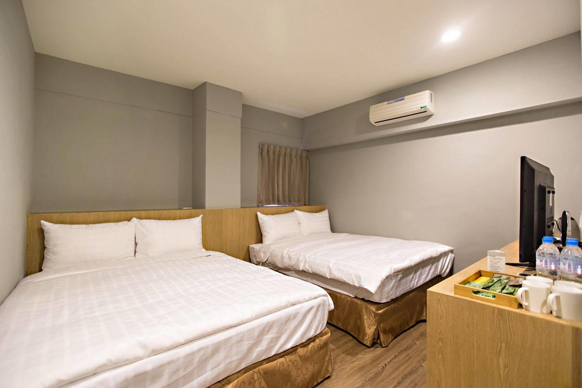Traveller-Inn Day Moon Hotel Taitung Экстерьер фото